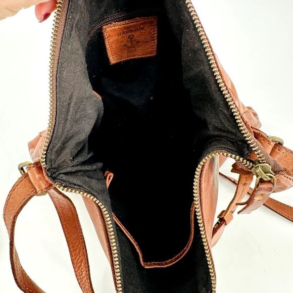 Harbour 2nd Leather VERA Crossbody Shoulder Bag Purse Flat Square Brown Cognac - Picture 10 of 11